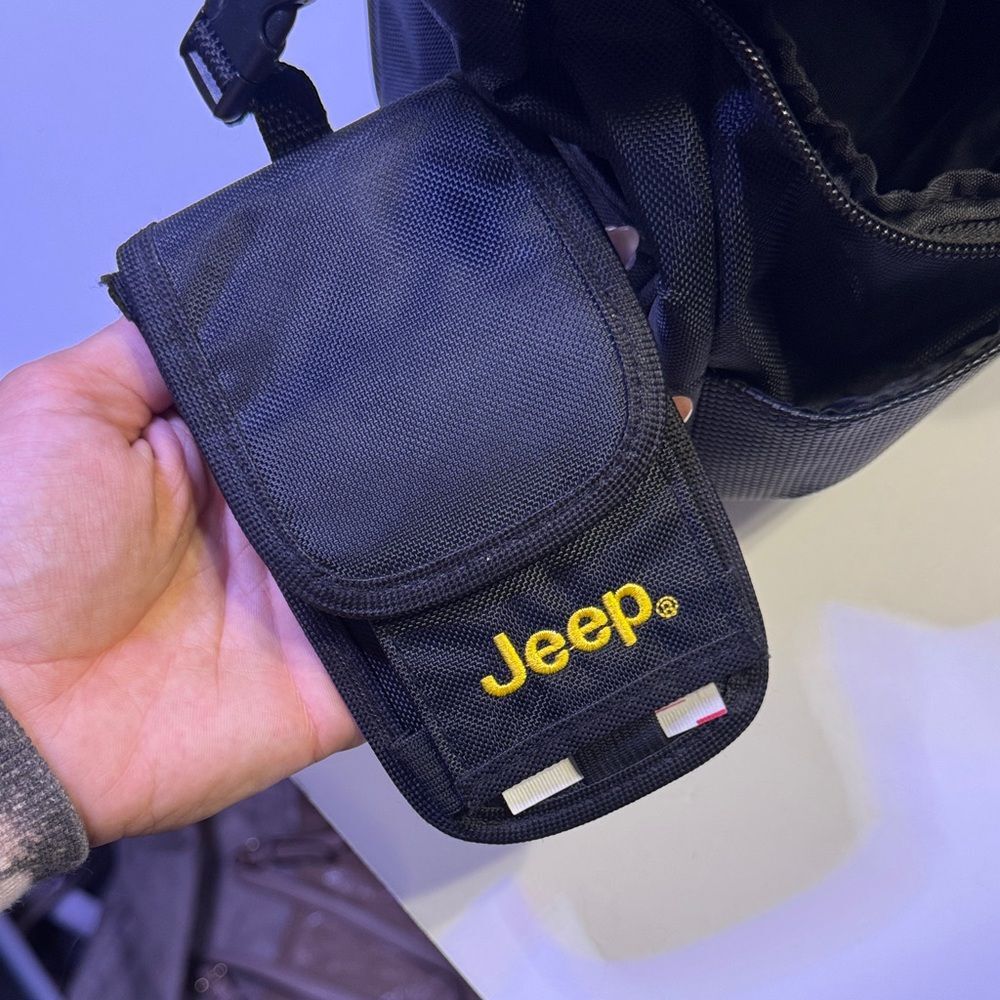 Jeep Black Duffel Bag Baby Traveler, Diaper Bag - Picture 5 of 16